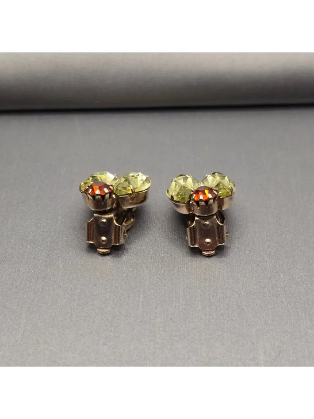 Vintage Citron Green Rhinestone Clip On Earrings Amber Topaz Marquise MCM